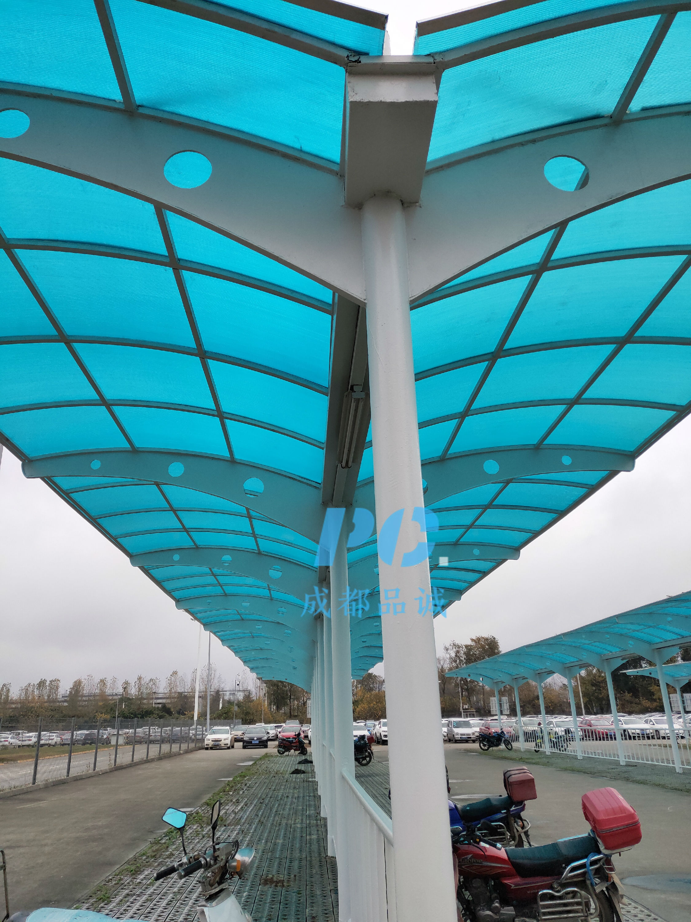 钢结构pc阳光棚 制作安装四川采光雨棚 停车棚 过道雨棚-阿里巴巴